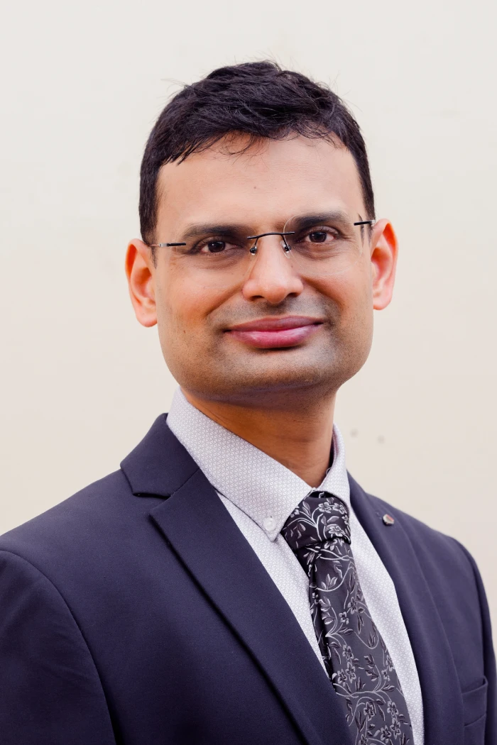 about Dr Avadh Patel